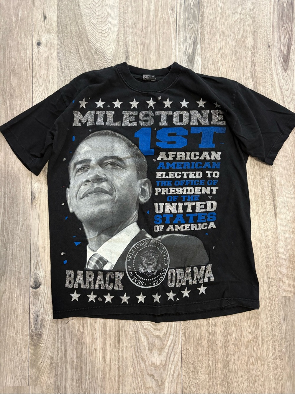 Vintage Sun wear Barack Obama Milestone 1st African American president Tee
